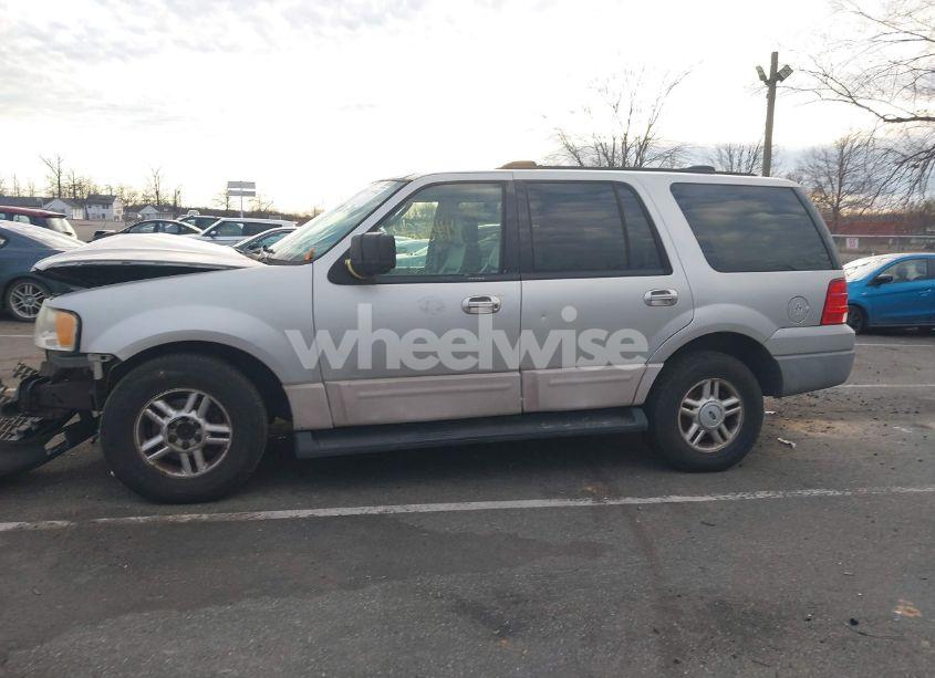 Photo 14 of 2003 Ford Expedition XLT (VIN 1FMFU16L63LC56132)