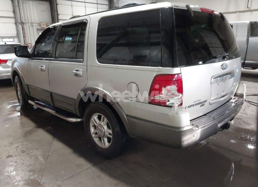 Photo 3 of 2004 Ford Expedition NBX/XLT (VIN 1FMFU16L74LB54114)