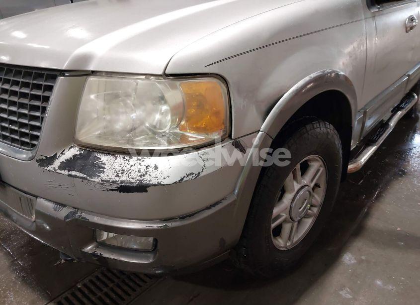 Photo 6 of 2004 Ford Expedition NBX/XLT (VIN 1FMFU16L74LB54114)