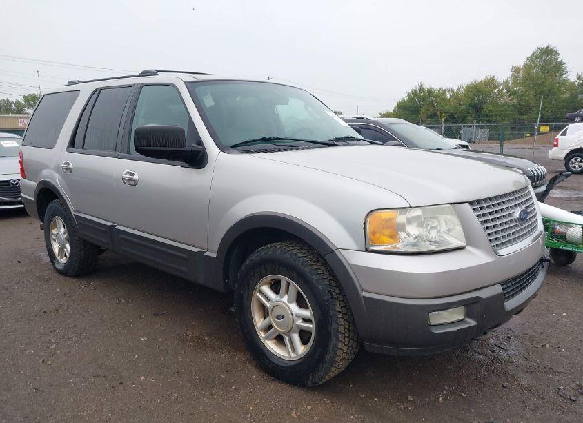 2004 Ford Expedition XLT (VIN 1FMFU16L84LB01843) main photo