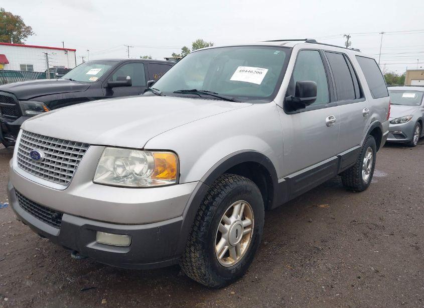 Photo 2 of 2004 Ford Expedition XLT (VIN 1FMFU16L84LB01843)