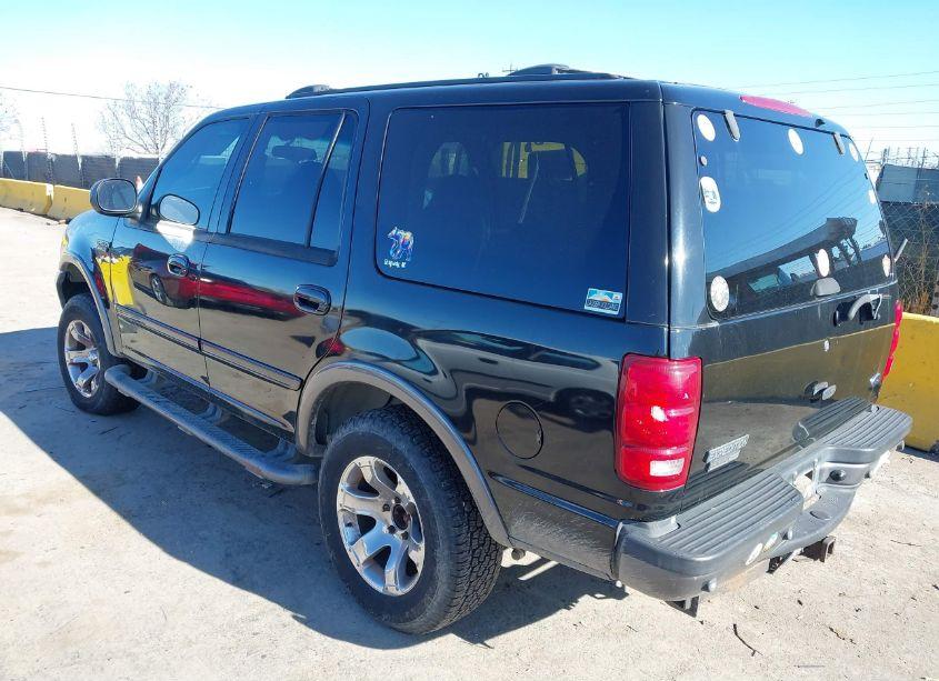 Photo 3 of 2001 Ford Expedition XLT (VIN 1FMFU16L91LB47872)