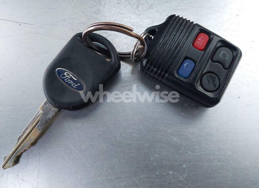 Photo 11 of 2004 Ford Expedition NBX/XLT (VIN 1FMFU16LX4LA77271)