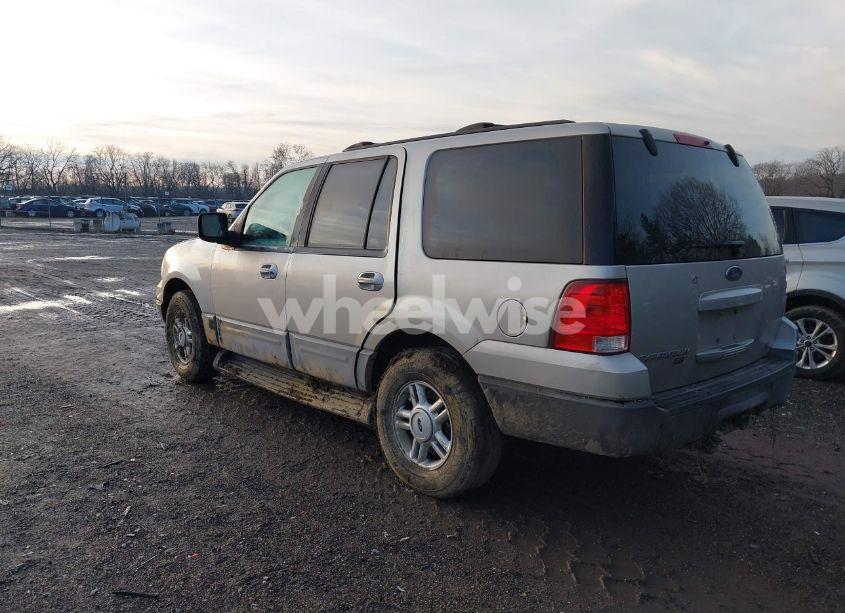 Photo 3 of 2004 Ford Expedition NBX/XLT (VIN 1FMFU16LX4LA77271)