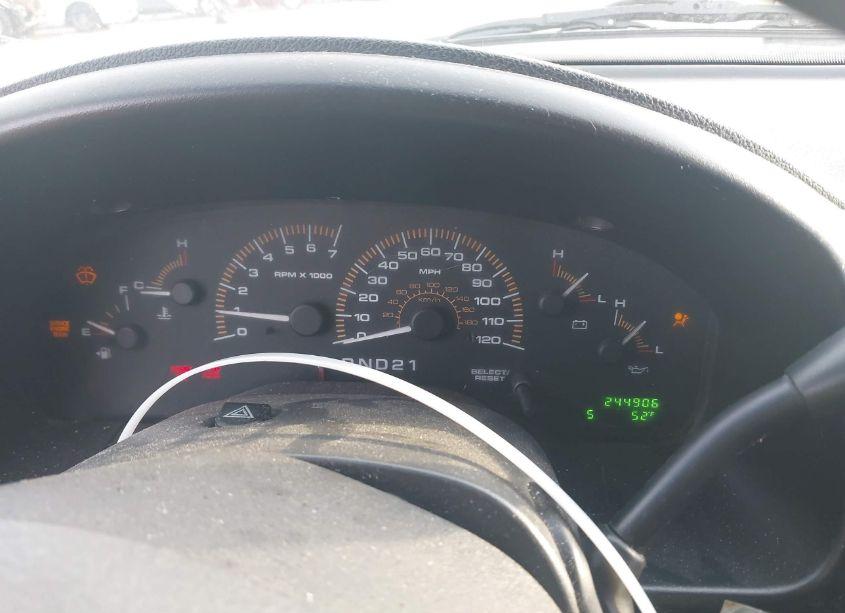 Photo 7 of 2003 Ford Expedition XLT (VIN 1FMFU16W43LA98139)