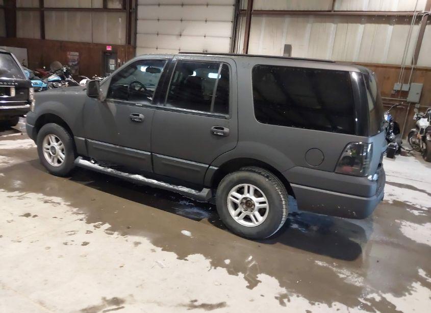 Photo 3 of 2003 Ford Expedition XLT (VIN 1FMFU16W43LB43578)