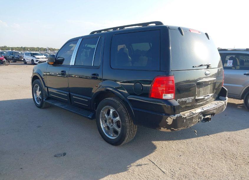 Photo 3 of 2005 Ford Expedition EDDIE BAUER/KING RANCH (VIN 1FMFU17505LA91634)