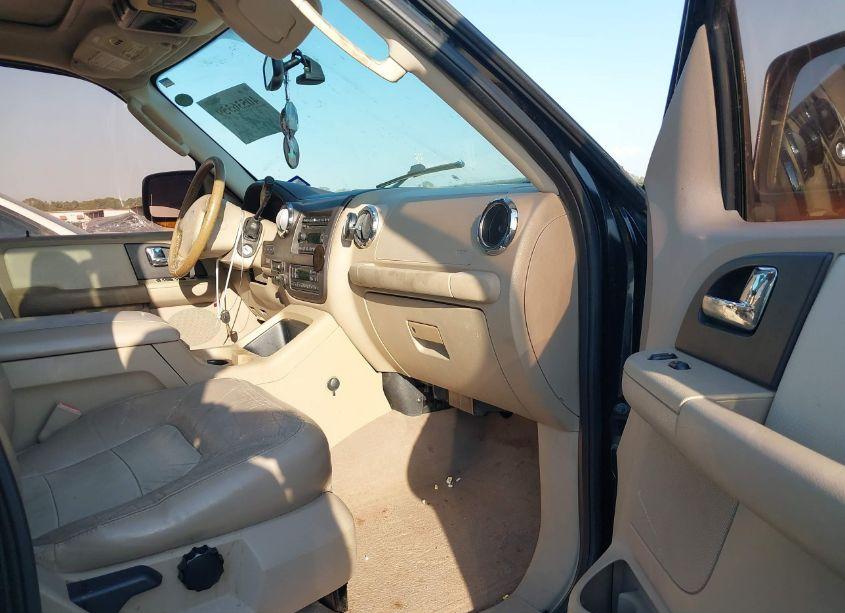 Photo 5 of 2005 Ford Expedition EDDIE BAUER/KING RANCH (VIN 1FMFU17505LA91634)