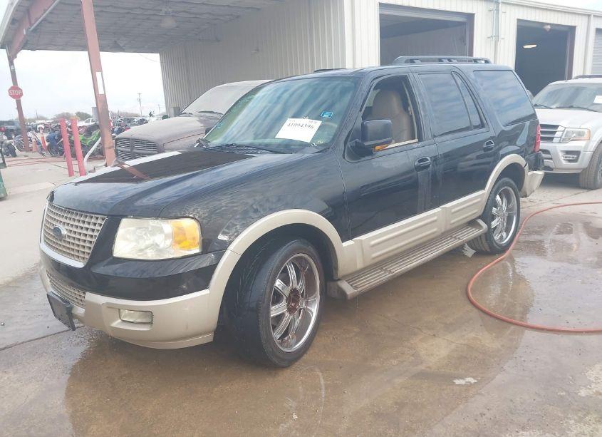 Photo 2 of 2005 Ford Expedition EDDIE BAUER/KING RANCH (VIN 1FMFU17525LA49224)