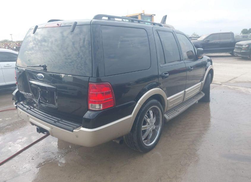 Photo 4 of 2005 Ford Expedition EDDIE BAUER/KING RANCH (VIN 1FMFU17525LA49224)