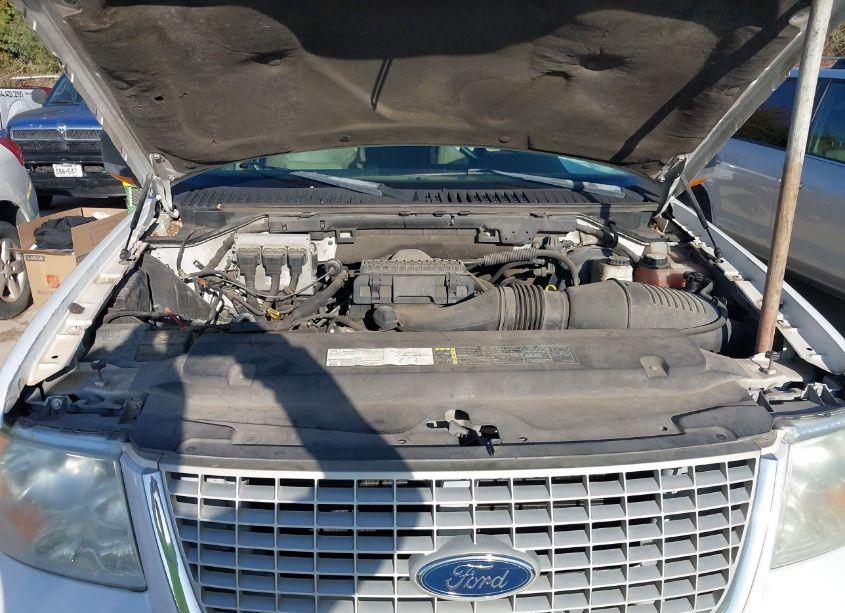 Photo 10 of 2005 Ford Expedition EDDIE BAUER/KING RANCH (VIN 1FMFU17525LB13701)