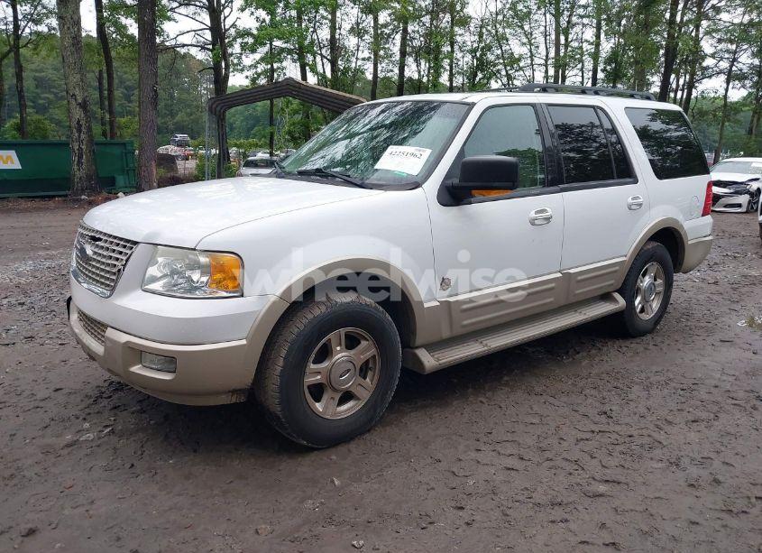 Photo 2 of 2005 Ford Expedition EDDIE BAUER/KING RANCH (VIN 1FMFU17535LA62368)