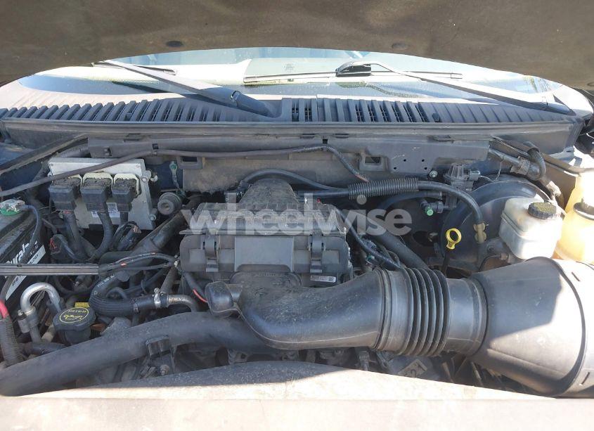 Photo 10 of 2005 Ford Expedition EDDIE BAUER/KING RANCH (VIN 1FMFU17535LB08135)