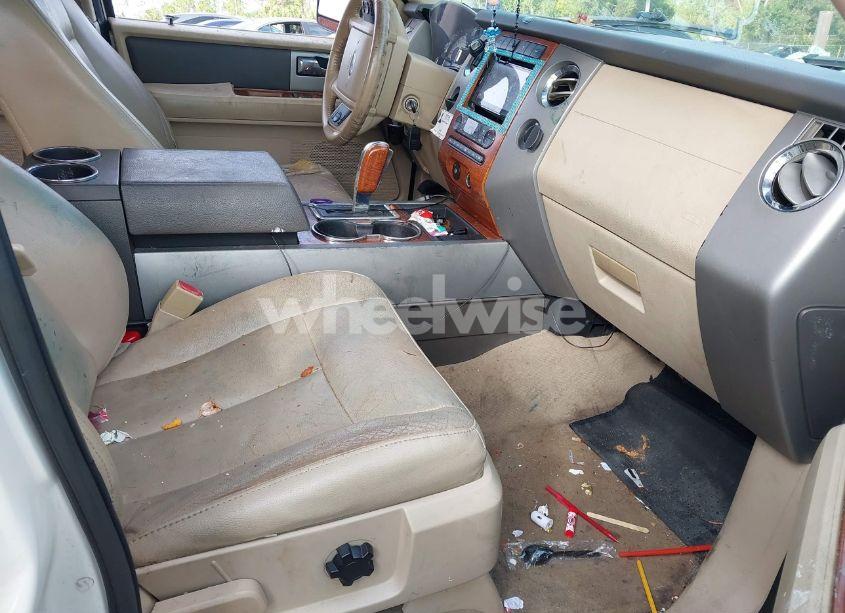 Photo 5 of 2008 Ford Expedition EDDIE BAUER (VIN 1FMFU17538LA71012)
