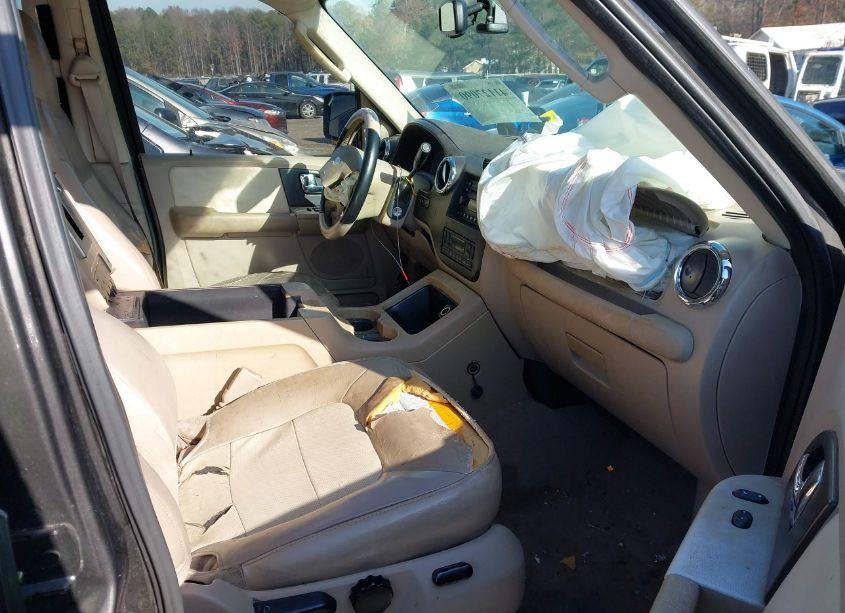 Photo 5 of 2006 Ford Expedition EDDIE BAUER/KING RANCH (VIN 1FMFU17546LA52000)
