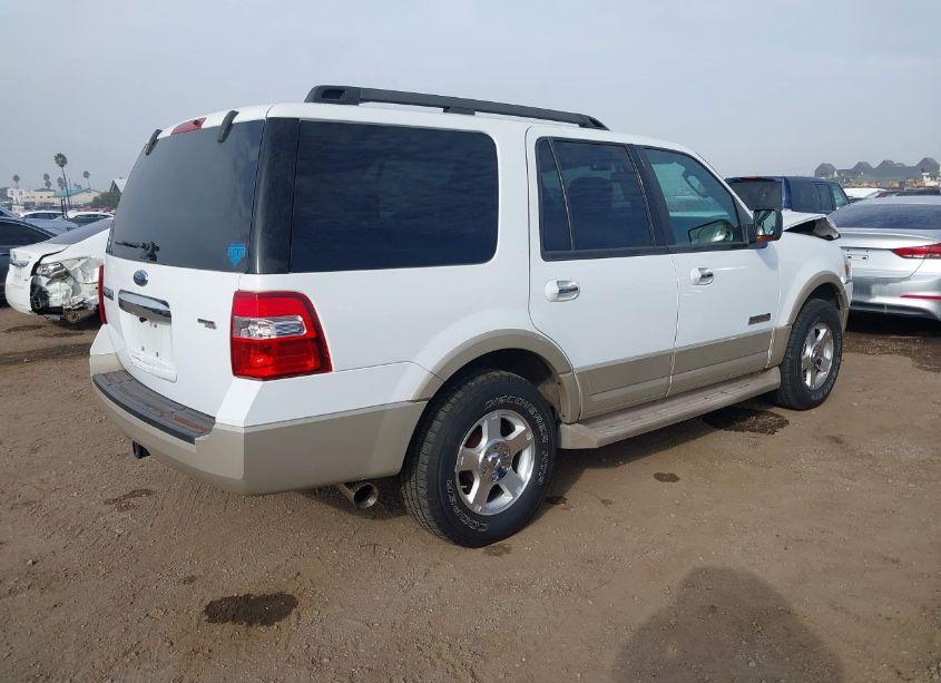 Photo 4 of 2007 Ford Expedition EDDIE BAUER (VIN 1FMFU17547LA31245)