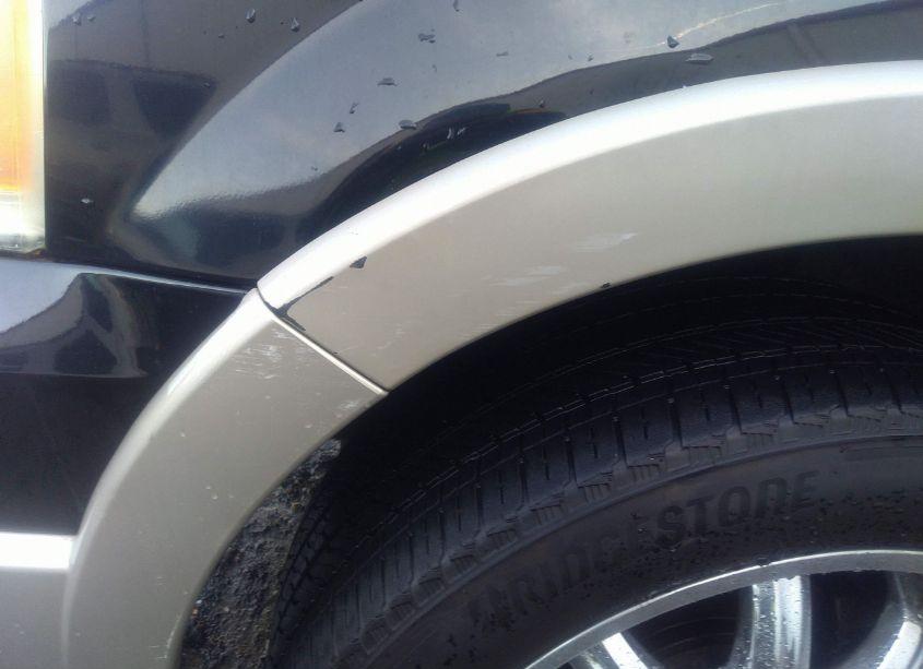 Photo 12 of 2005 Ford Expedition EDDIE BAUER/KING RANCH (VIN 1FMFU17575LA68237)