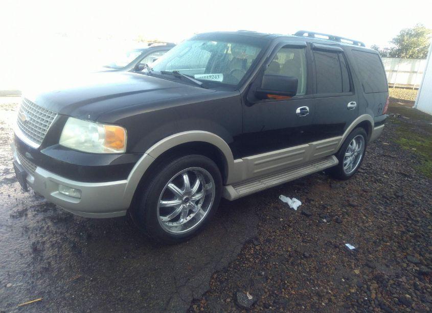 Photo 2 of 2005 Ford Expedition EDDIE BAUER/KING RANCH (VIN 1FMFU17575LA68237)