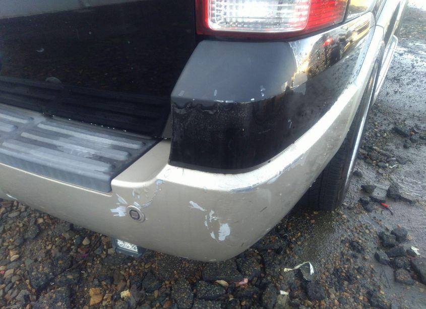 Photo 6 of 2005 Ford Expedition EDDIE BAUER/KING RANCH (VIN 1FMFU17575LA68237)