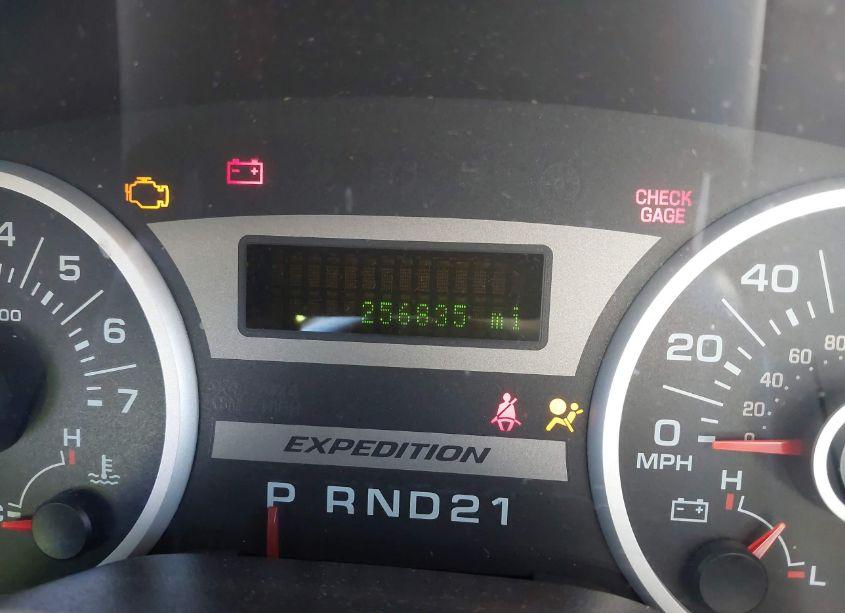 Photo 7 of 2005 Ford Expedition EDDIE BAUER/KING RANCH (VIN 1FMFU17575LA68237)