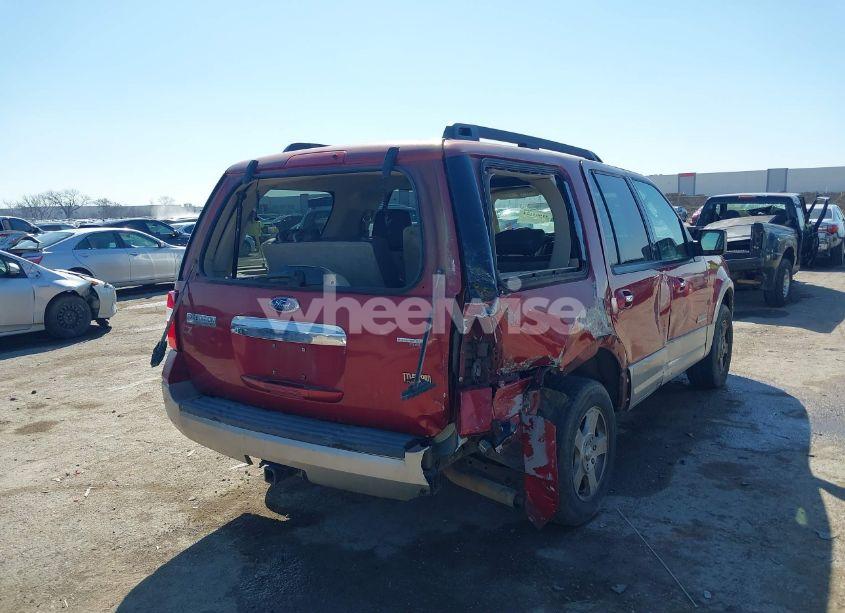 Photo 4 of 2007 Ford Expedition EDDIE BAUER (VIN 1FMFU17587LA86636)