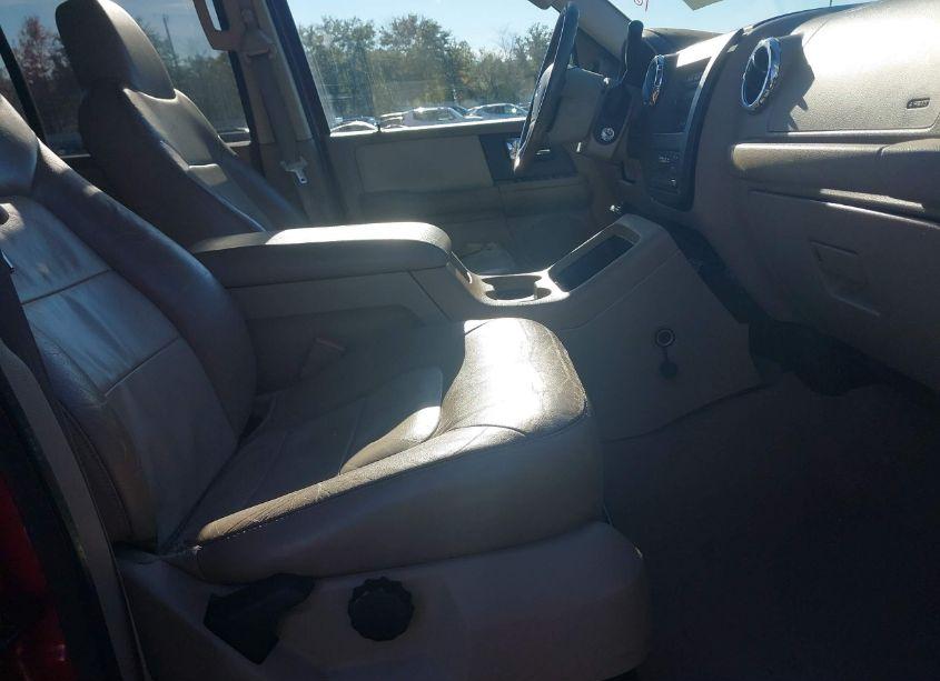 Photo 5 of 2005 Ford Expedition EDDIE BAUER/KING RANCH (VIN 1FMFU17595LA76288)