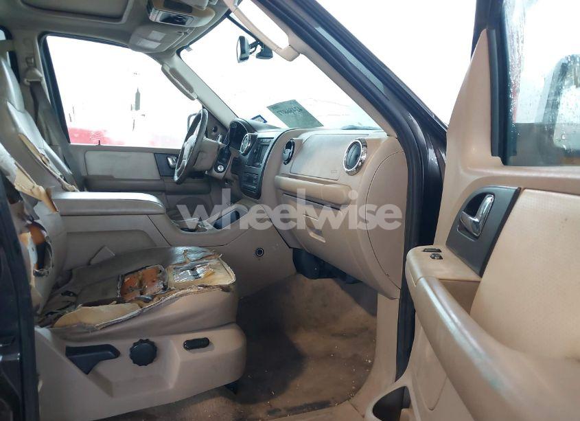 Photo 5 of 2006 Ford Expedition EDDIE BAUER/KING RANCH (VIN 1FMFU17596LA51683)