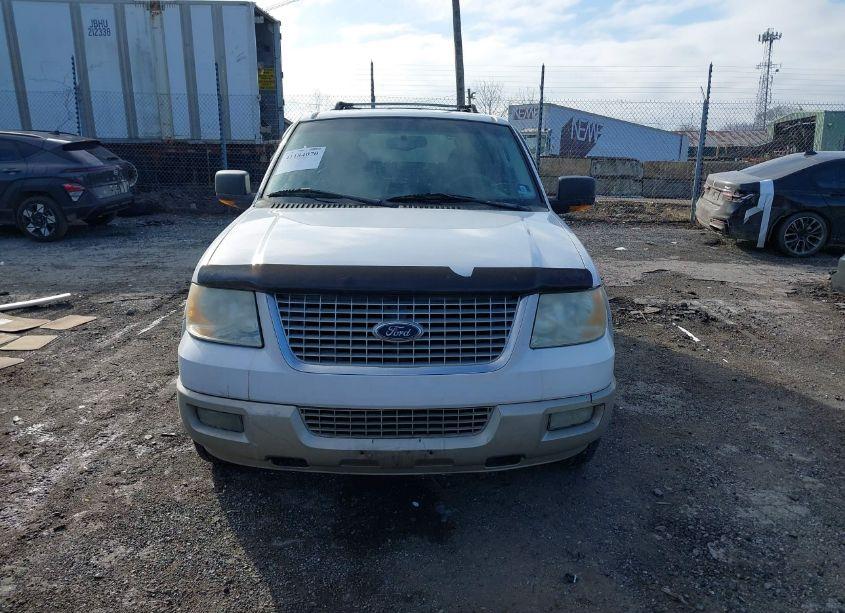 Photo 13 of 2005 Ford Expedition EDDIE BAUER/KING RANCH (VIN 1FMFU175X5LA24975)
