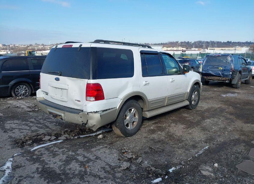 Photo 4 of 2005 Ford Expedition EDDIE BAUER/KING RANCH (VIN 1FMFU175X5LA24975)
