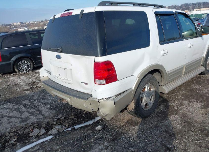 Photo 6 of 2005 Ford Expedition EDDIE BAUER/KING RANCH (VIN 1FMFU175X5LA24975)