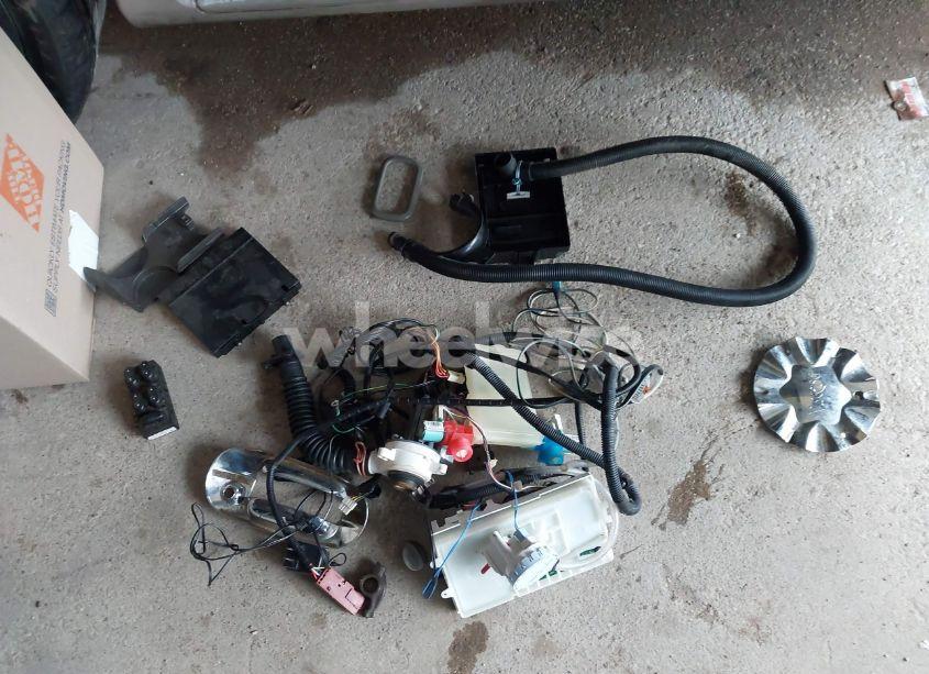 Photo 12 of 2005 Ford Expedition EDDIE BAUER/KING RANCH (VIN 1FMFU175X5LA96811)