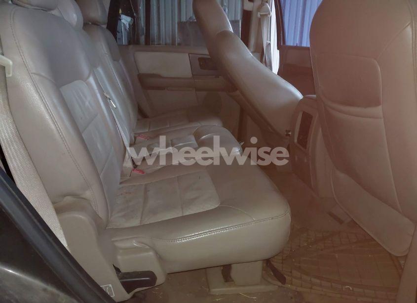 Photo 8 of 2005 Ford Expedition EDDIE BAUER/KING RANCH (VIN 1FMFU175X5LA96811)