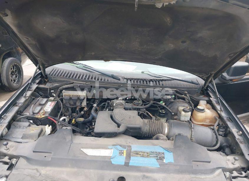 Photo 10 of 2003 Ford Expedition EDDIE BAUER (VIN 1FMFU17L03LC46078)