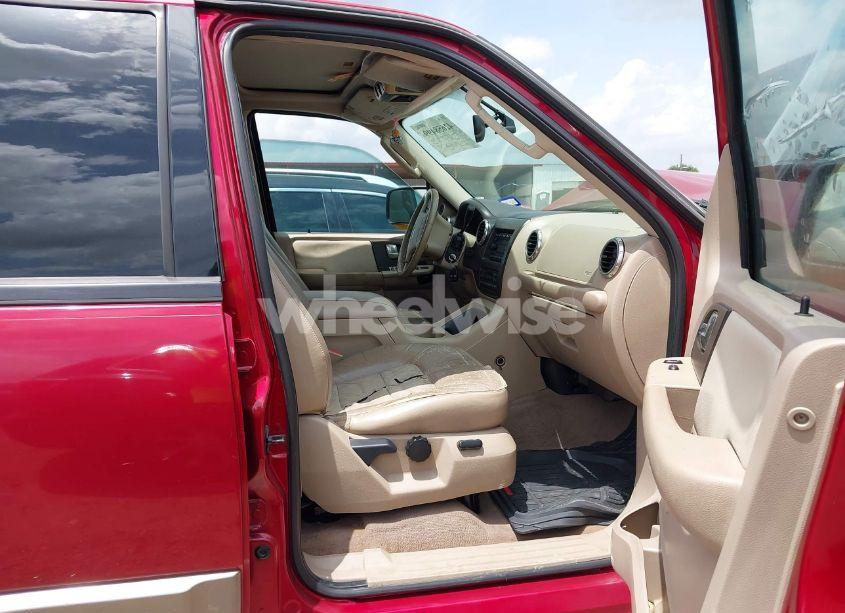 Photo 5 of 2004 Ford Expedition EDDIE BAUER (VIN 1FMFU17L04LA74071)