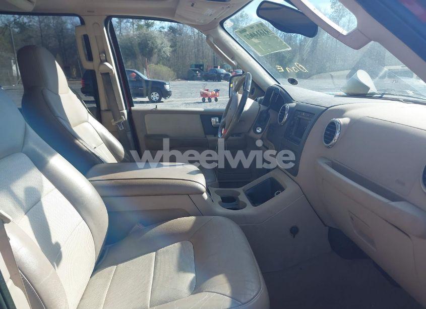 Photo 5 of 2004 Ford Expedition EDDIE BAUER (VIN 1FMFU17L04LA90805)