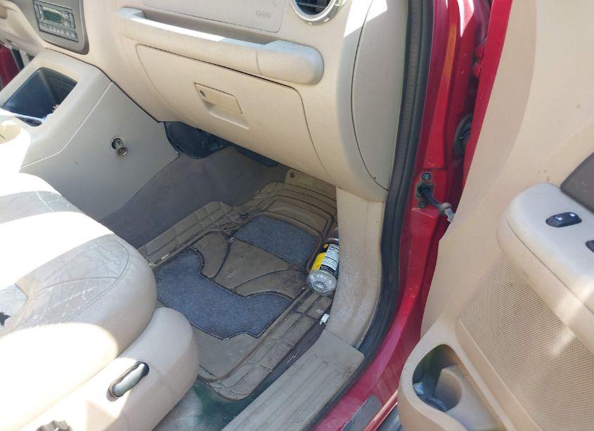Photo 5 of 2003 Ford Expedition EDDIE BAUER (VIN 1FMFU17L13LA60114)