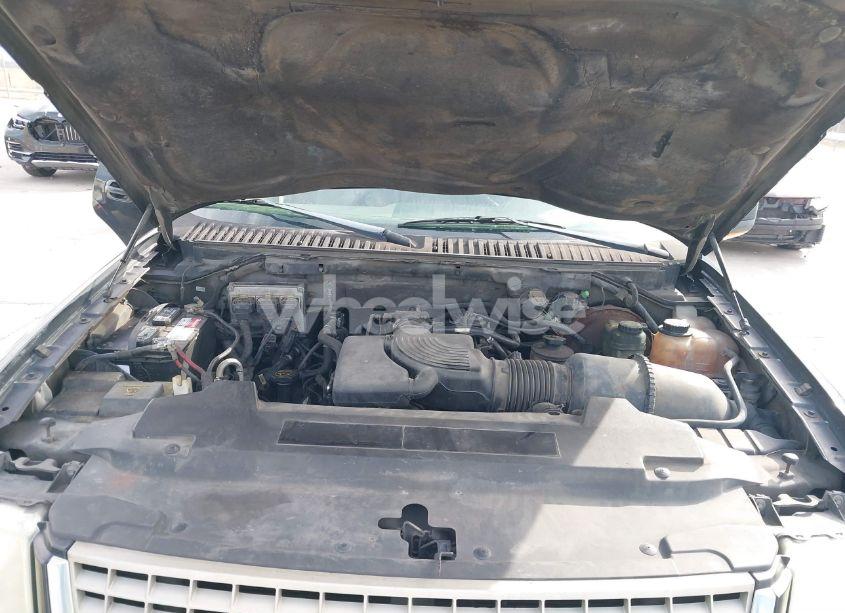 Photo 10 of 2003 Ford Expedition EDDIE BAUER (VIN 1FMFU17L13LB96906)