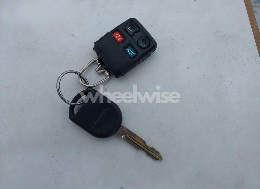 Photo 11 of 2004 Ford Expedition EDDIE BAUER (VIN 1FMFU17L14LA32802)