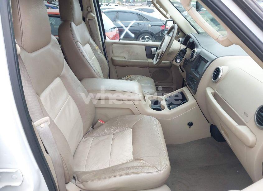 Photo 5 of 2004 Ford Expedition EDDIE BAUER (VIN 1FMFU17L14LA32802)