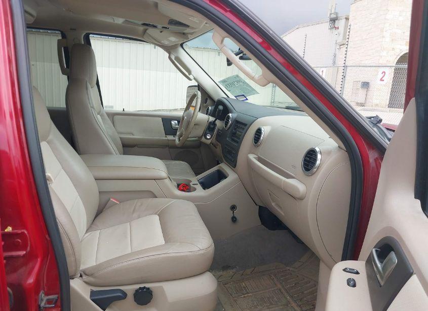 Photo 5 of 2004 Ford Expedition EDDIE BAUER (VIN 1FMFU17L44LA05318)