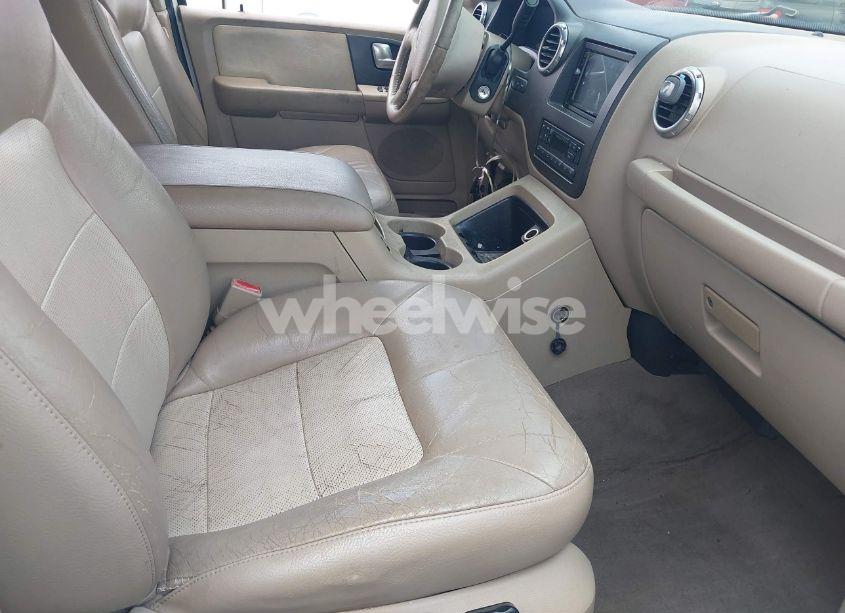 Photo 5 of 2004 Ford Expedition EDDIE BAUER (VIN 1FMFU17L44LA19218)