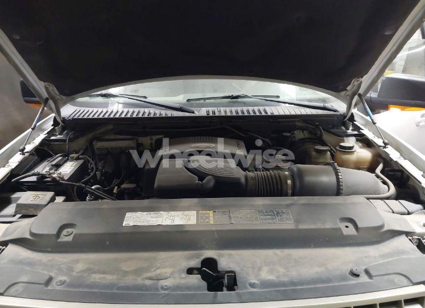 Photo 10 of 2004 Ford Expedition EDDIE BAUER (VIN 1FMFU17L54LB15651)