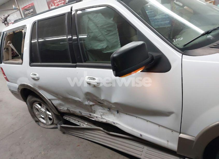 Photo 13 of 2004 Ford Expedition EDDIE BAUER (VIN 1FMFU17L54LB15651)