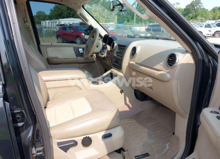 Photo 5 of 2004 Ford Expedition EDDIE BAUER (VIN 1FMFU17L64LB28876)