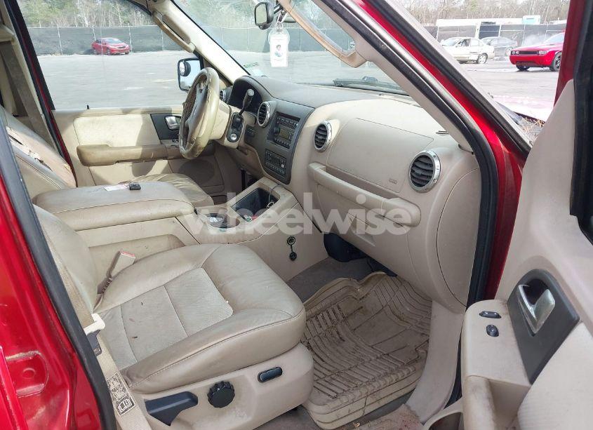 Photo 5 of 2004 Ford Expedition EDDIE BAUER (VIN 1FMFU17L74LA07452)