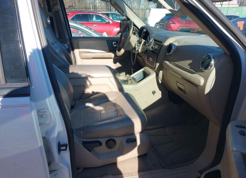 Photo 5 of 2006 Ford Expedition EDDIE BAUER/KING RANCH (VIN 1FMFU18516LA37548)