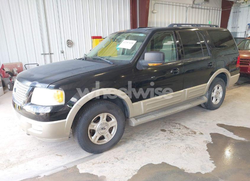 Photo 2 of 2005 Ford Expedition EDDIE BAUER/KING RANCH (VIN 1FMFU18525LA62439)