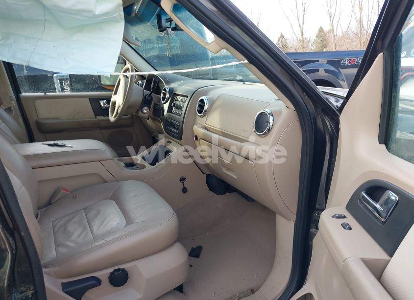 Photo 5 of 2006 Ford Expedition EDDIE BAUER/KING RANCH (VIN 1FMFU18546LA30500)
