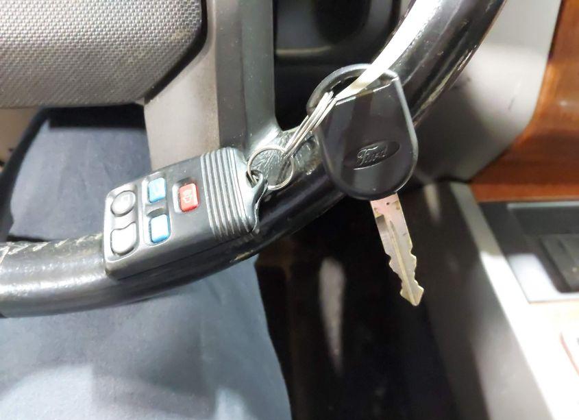 Photo 11 of 2008 Ford Expedition EDDIE BAUER/KING RANCH (VIN 1FMFU18548LA43413)