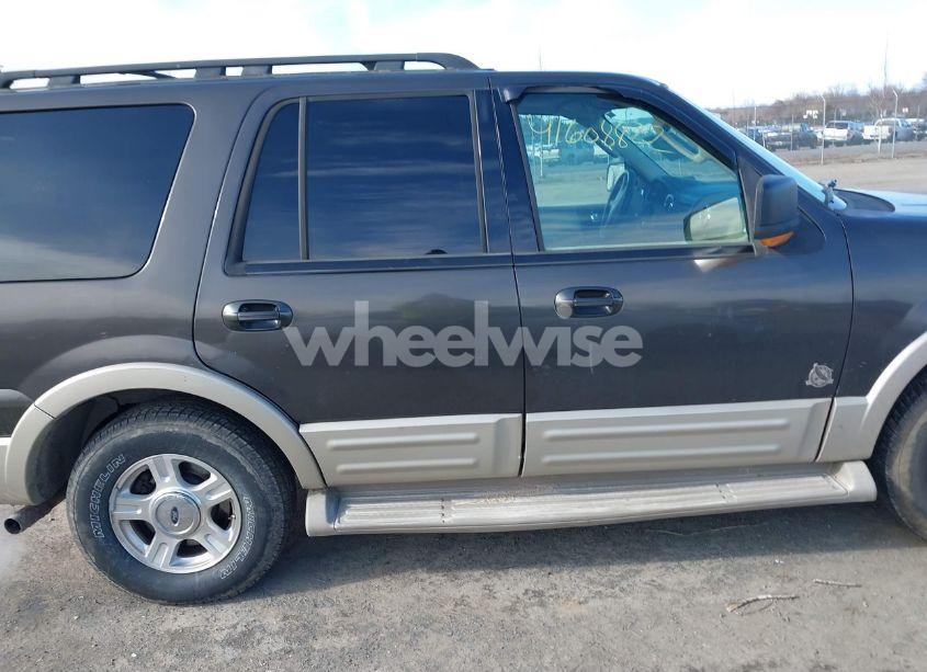 Photo 13 of 2005 Ford Expedition EDDIE BAUER/KING RANCH (VIN 1FMFU18555LA39558)